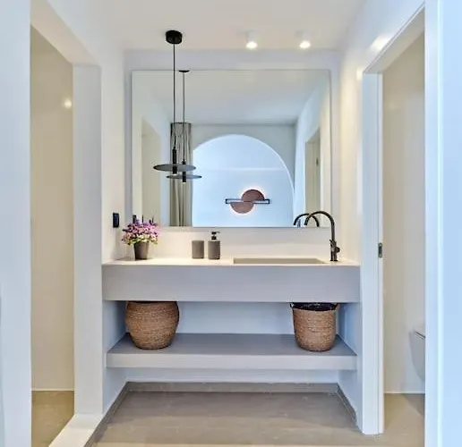 Sol Alma Paros Νάουσα